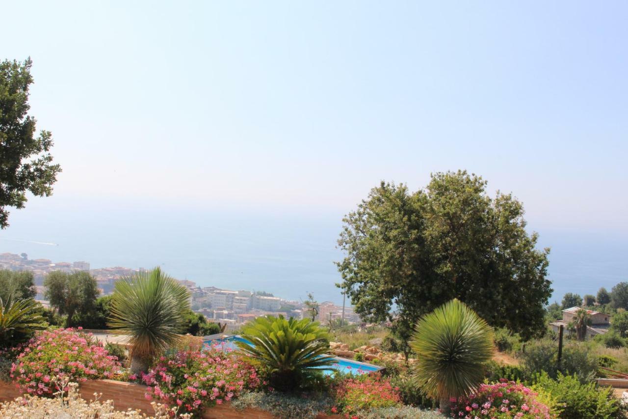 Villa Treglia B&B Formia Exterior photo